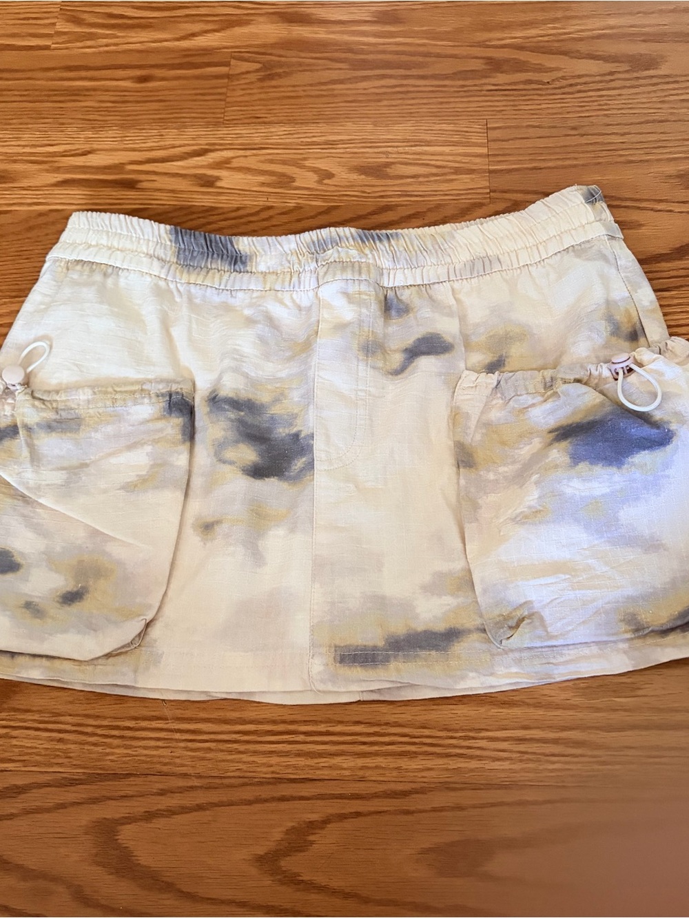 Cargo mini skirt